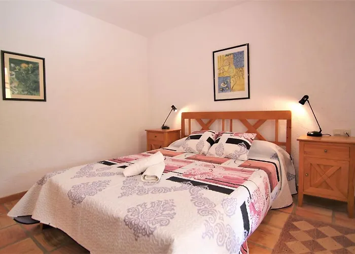 Amuchosol Villa Calp